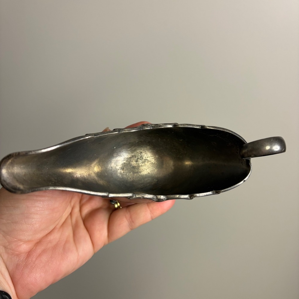 Antique Knickerbocker? Silver Co Footed Gravy Boat Silverplate Patina - Picture 3 of 5